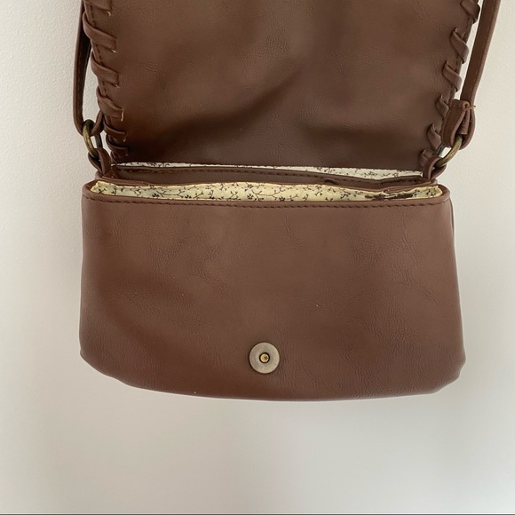 BILLABONG small tan crossbody shoulder bag - Picture 11 of 13